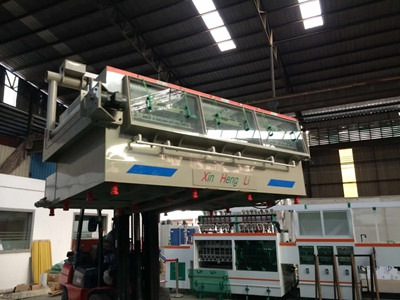 電梯板不銹鋼蝕刻機(jī)發(fā)貨，免費(fèi)蝕刻工藝技術(shù)支持